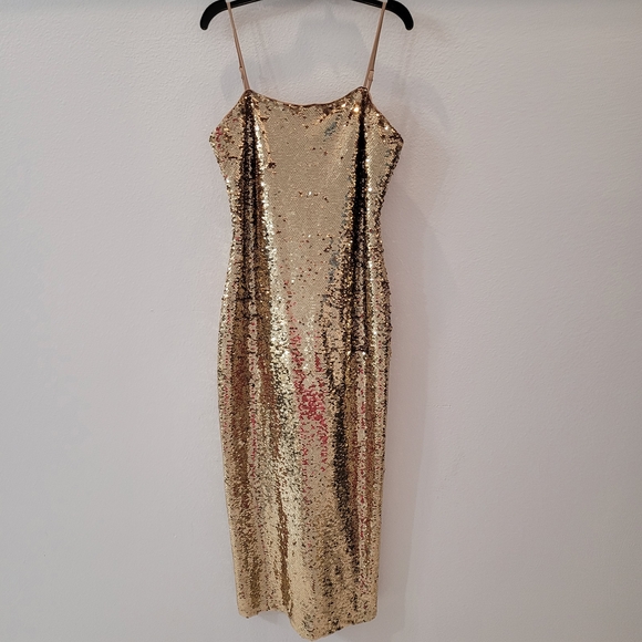 Gianni Bini Dresses & Skirts - GB Gold Sequin Bodycon Midi Dress Scoop Neck Spaghetti Strap Size L